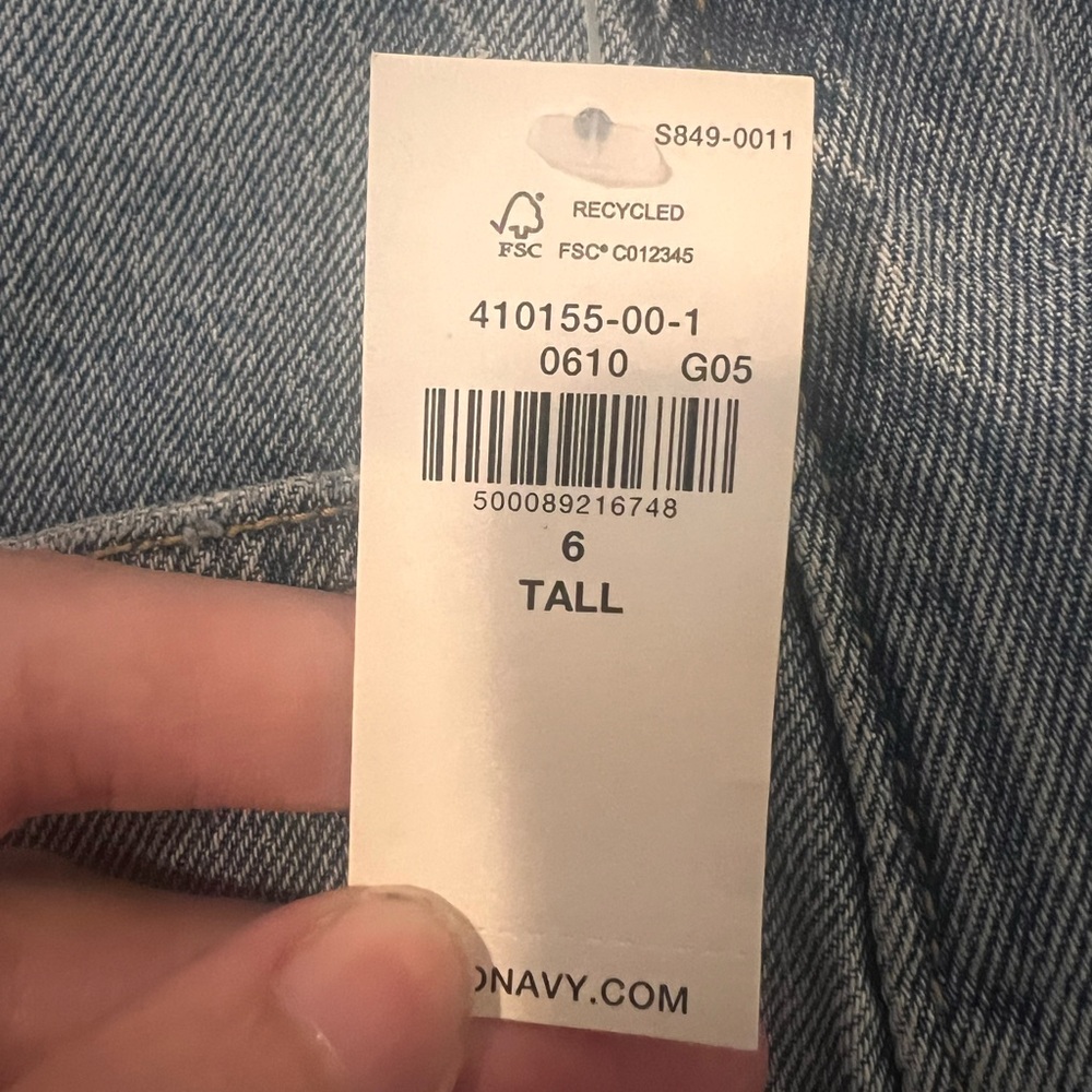 Old Navy Sky-hi Wide Leg Jeans - Picture 2 of 3